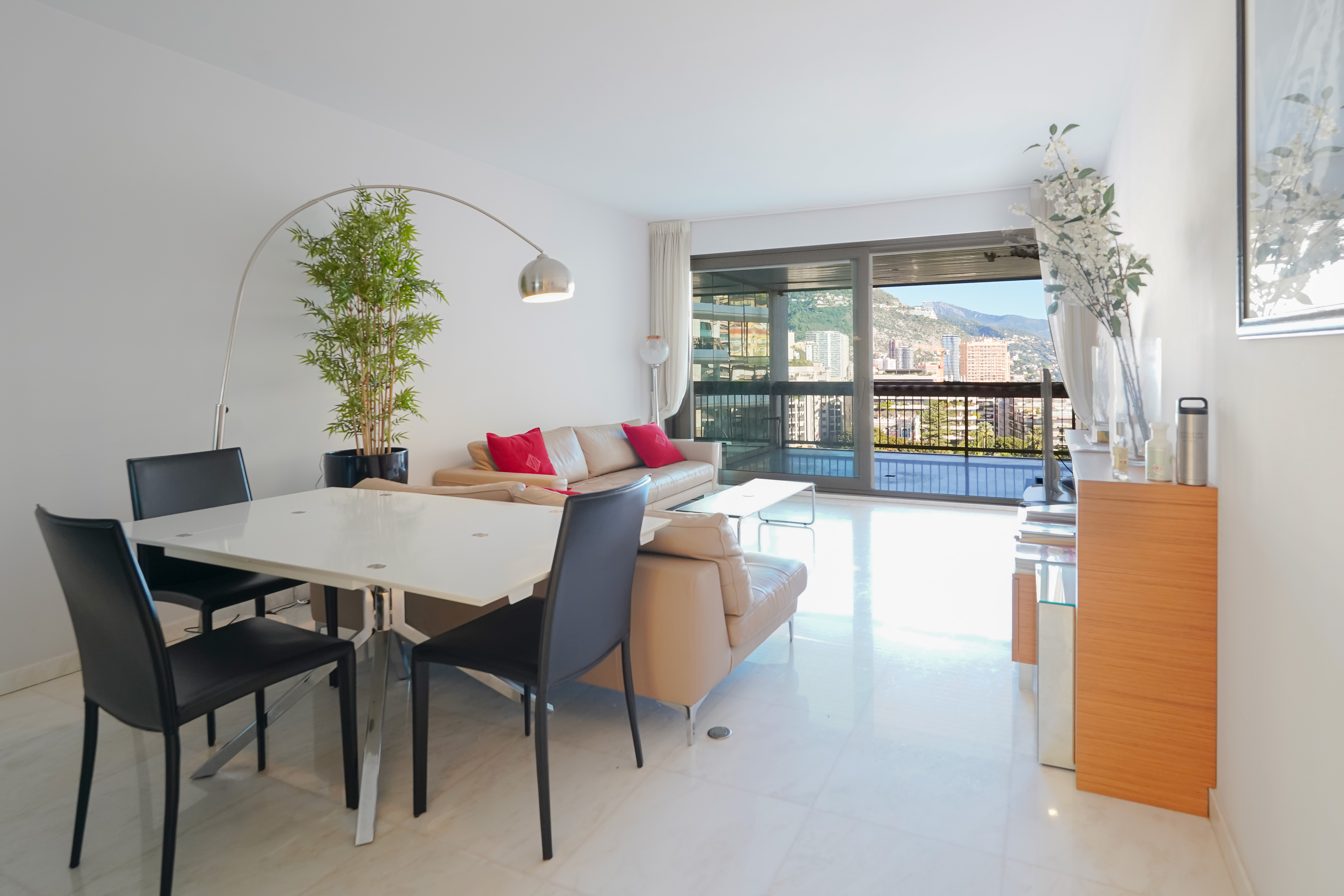 deeba_se-jour-2park-palace-barnes-valeri-agency-monaco-1763484924.jpg