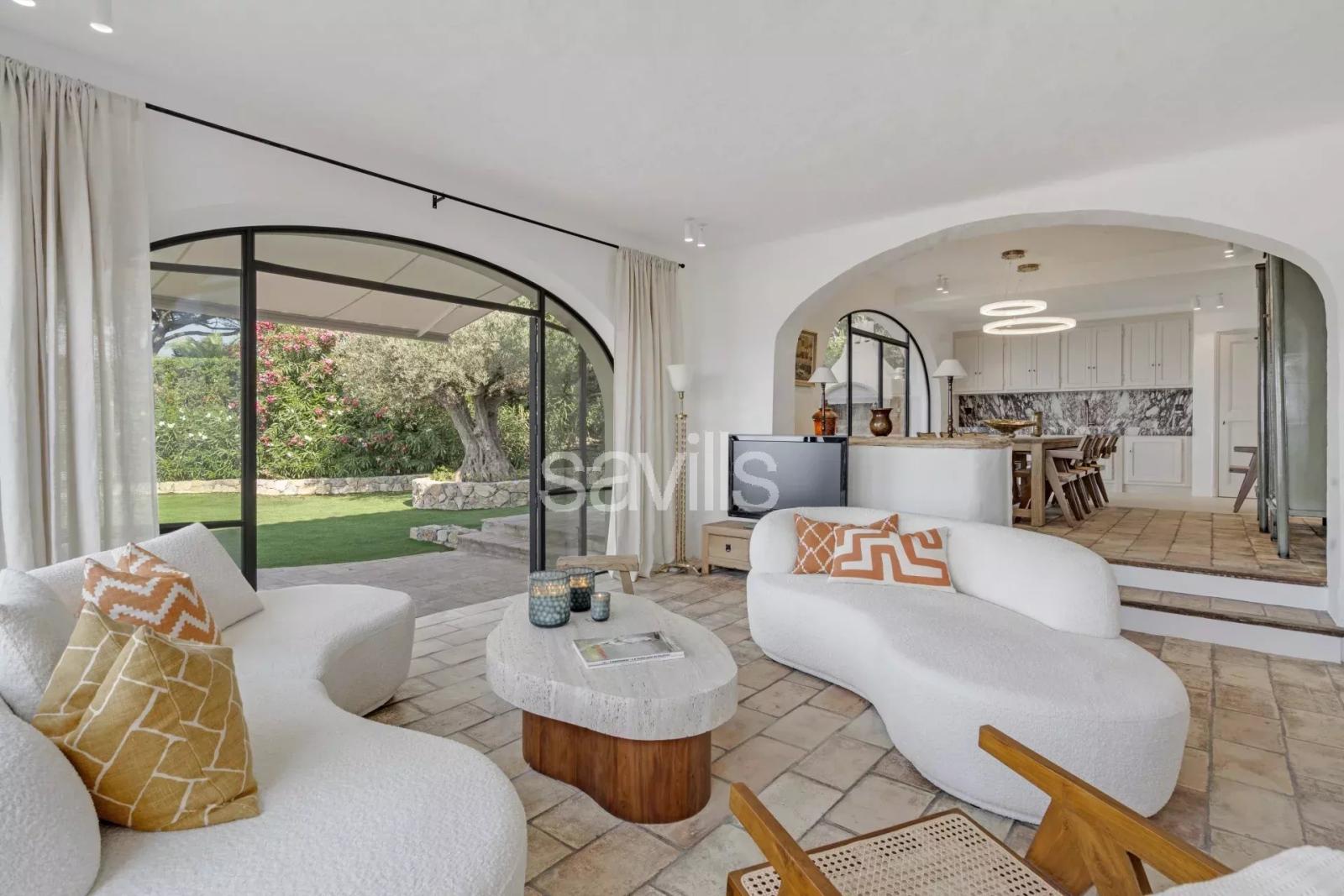 Villa provençale avec Vue Panoramique sur la Baie de Saint-Tropez