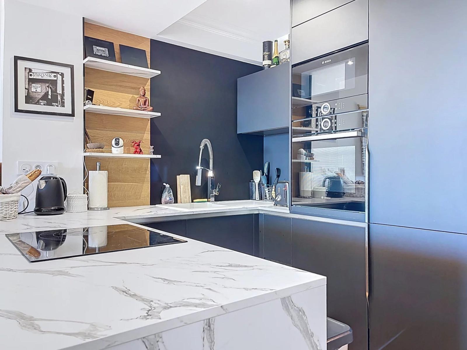 CANNES - CROIX DES GARDES- VUE MER