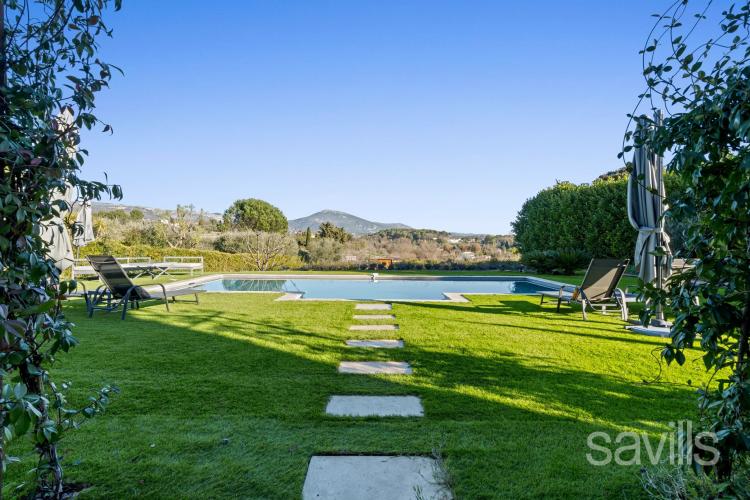 Propriété de charme proche village