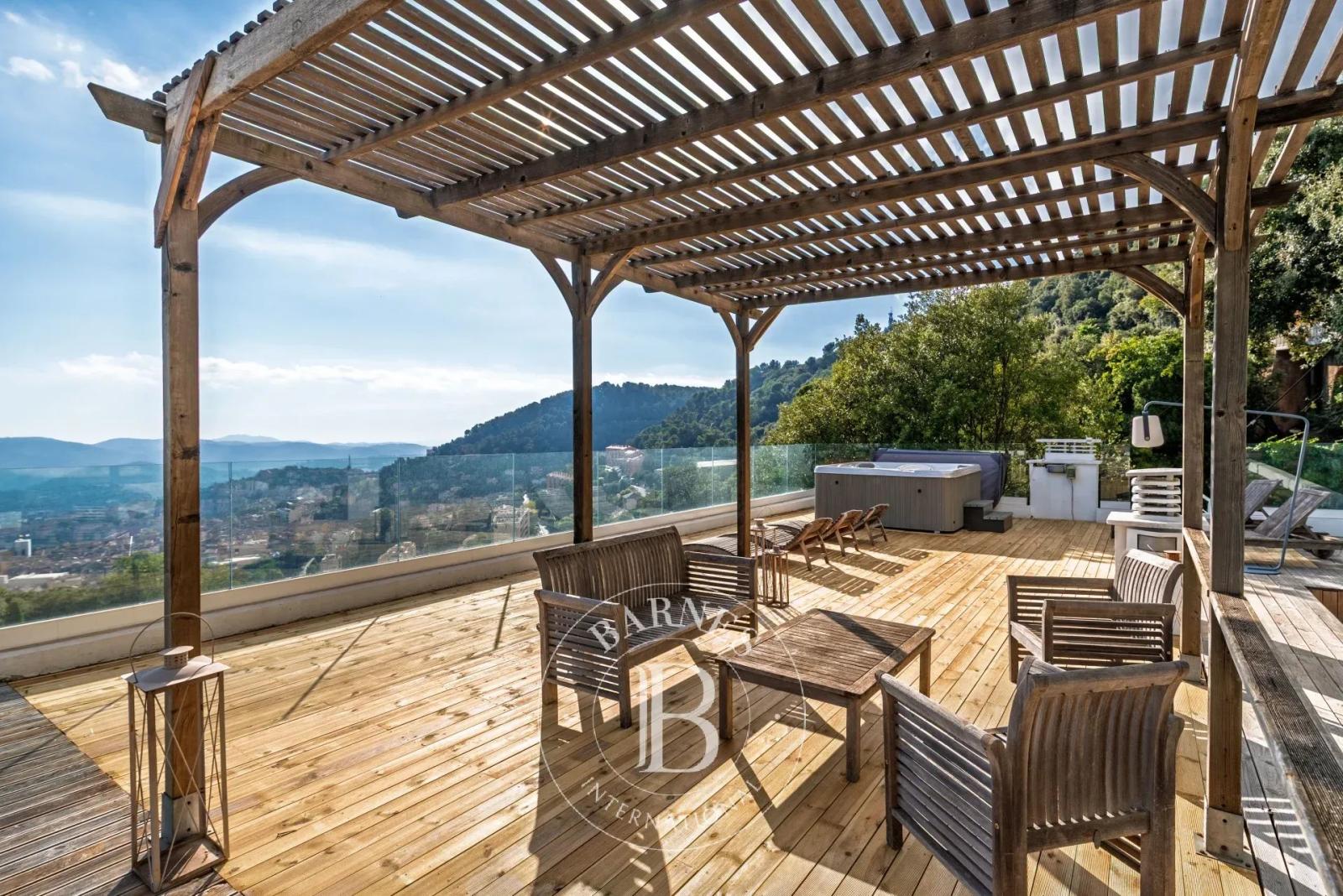 VILLA D’ARCHITECTE – VUE PANORAMIQUE MER