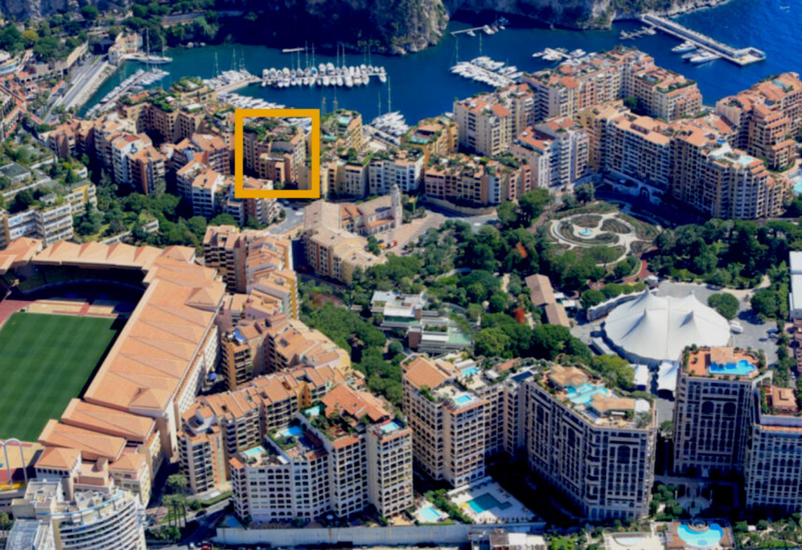 Fontvieille - Le Michelangelo: Spacieux local commercial de 85m2 au rez-de-chaussée
