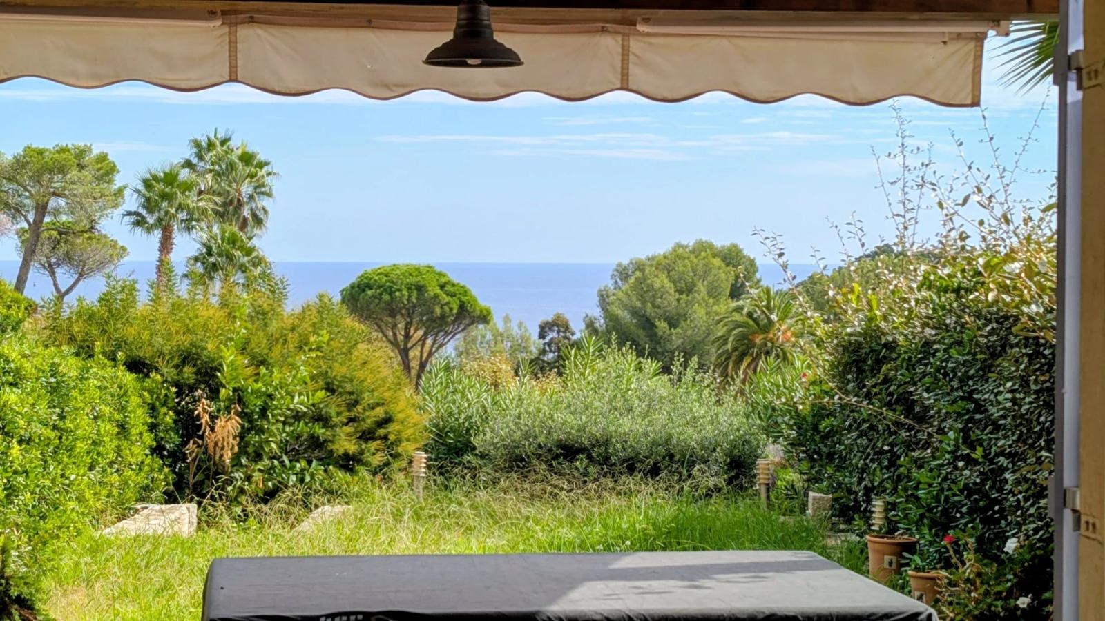 AGAY LE DRAMONT villa jumelée idéalement nichée au coeur d'un domaine privé sécurisé