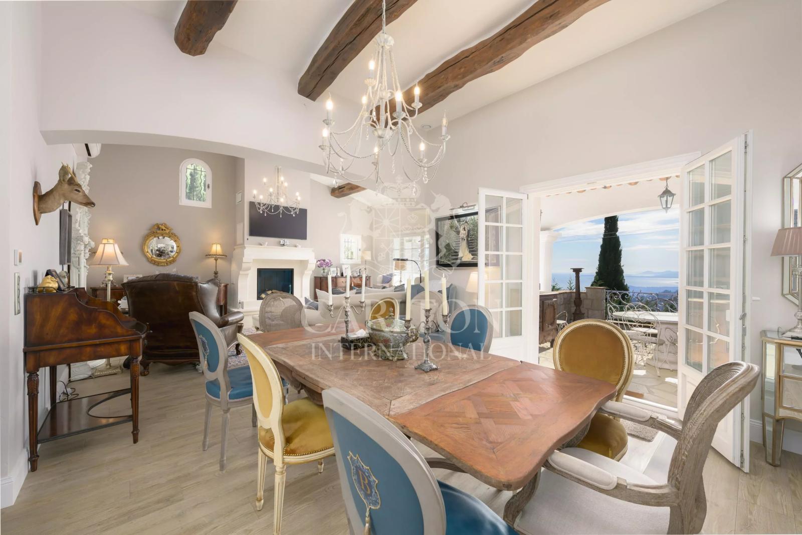 Èze – Élégante villa provençale avec vue mer exceptionnelle