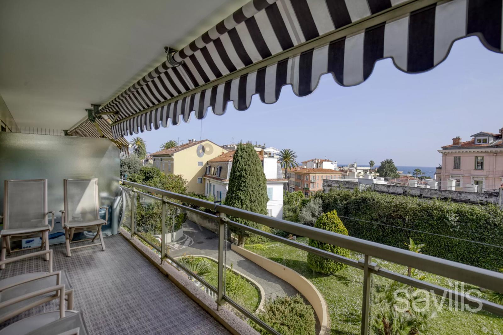 Lumineux appartement à Beaulieu