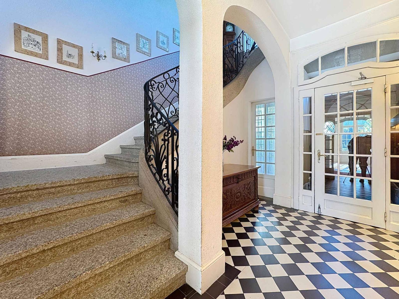 Demeure de prestige dans un quartier recherché