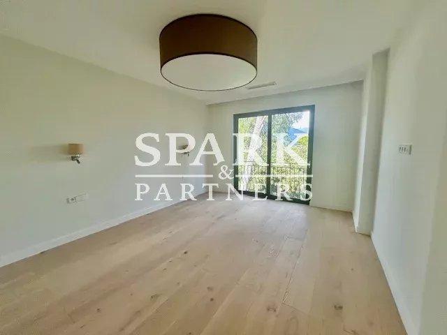 Roquebrune-Cap-Martin - Villa avec piscine proche plages