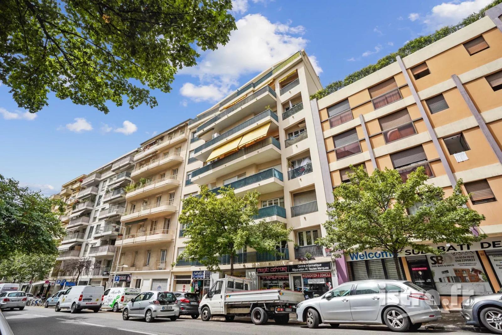 Nice François Grosso : 2 pièces avec terrasse