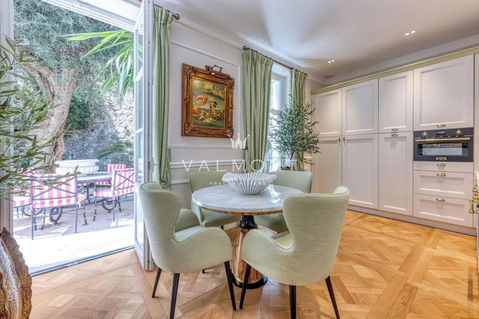 VILLA AU CHARME MÉDITERRANÉEN INTEMPOREL