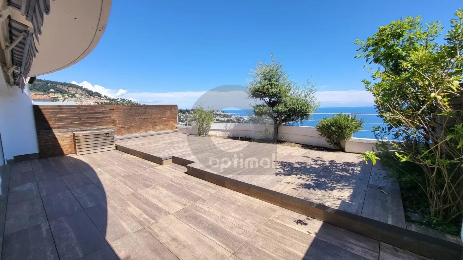 ROQUEBRUNE-CAP-MARTIN - SPLENDIDE 3P AVEC VASTE TERRASSE ET VUE EPOUSTOUFLANTE MER