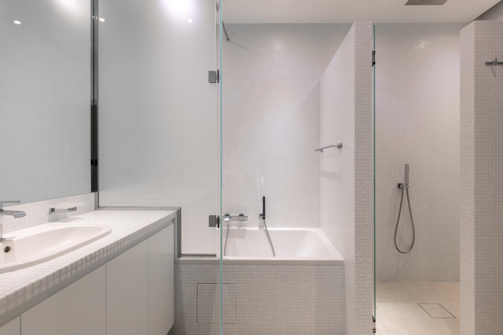 MAGNIFIQUE 2 PIECES EN DUPLEX