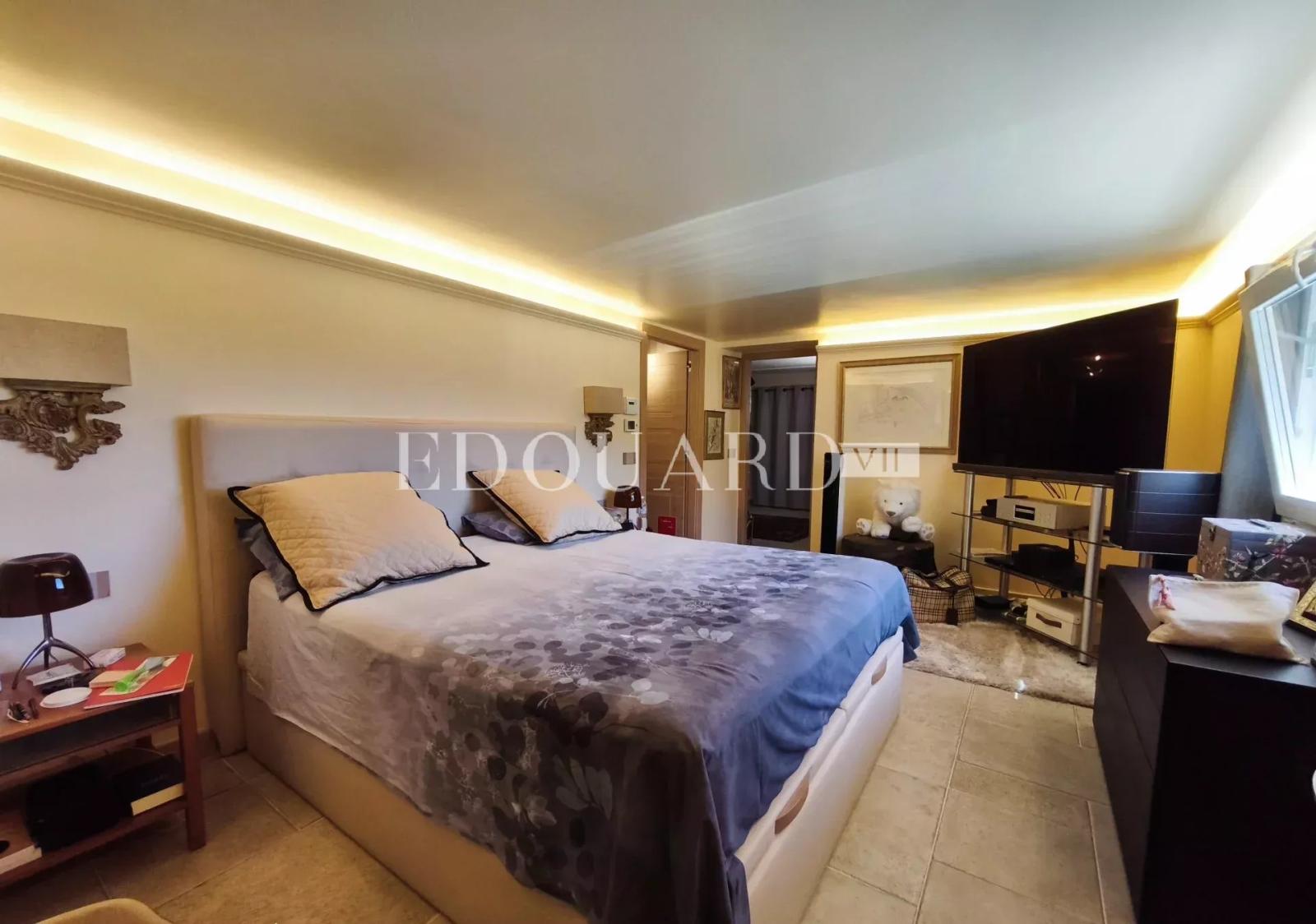 Splendide propriété de 300 m² avec superbe piscine et pool house