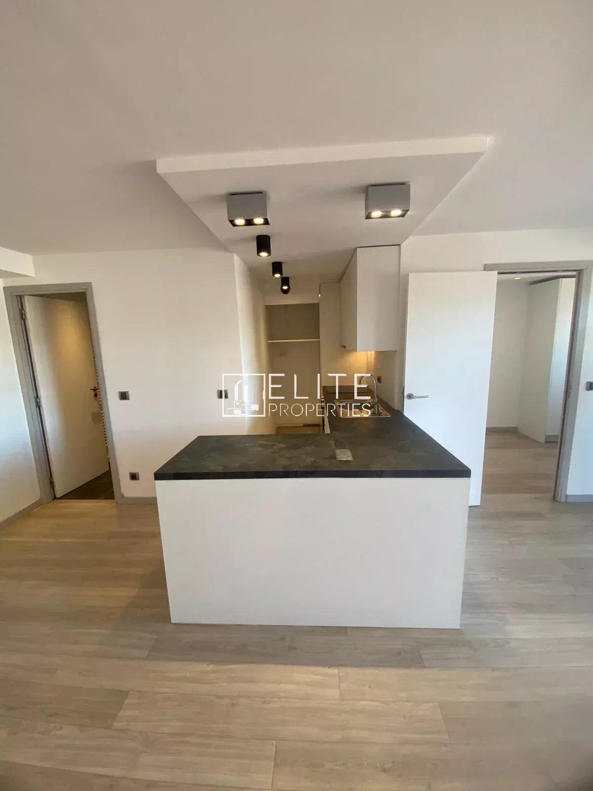 APPARTEMENT 2 PIÈCES DE 40 m² & GARAGE – MANDELIEU