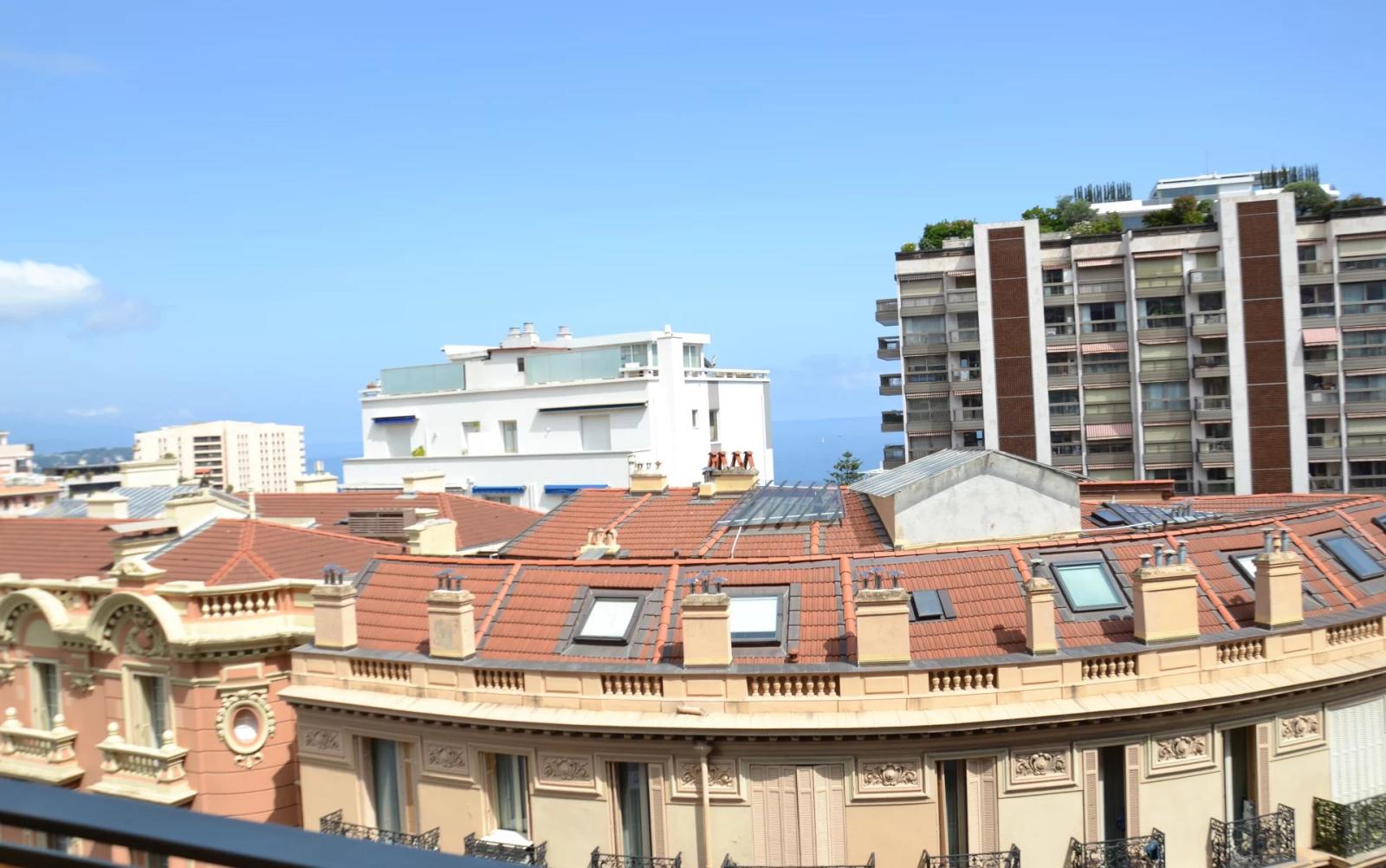 Appartement de 2 chambres rénové et meublé