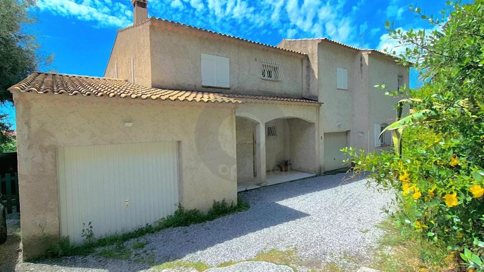 ? Charmante Maison de Ville mitoyenne avec Vue  –Mer et Menton Quartier Garavan, Menton