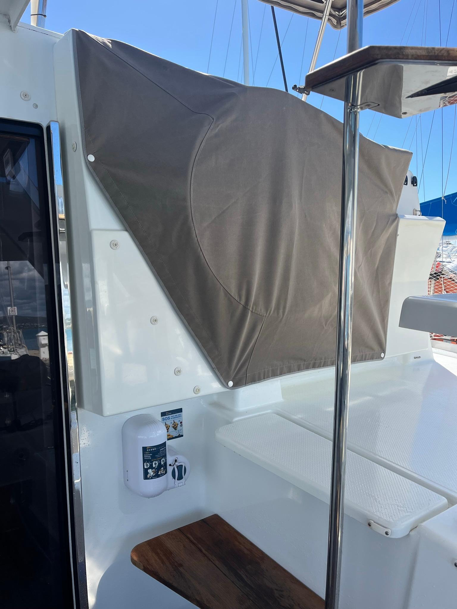 99340_2016-fountaine-pajot-lucia-40-sail-9423220-20240610084951271-1_xlarge.jpg