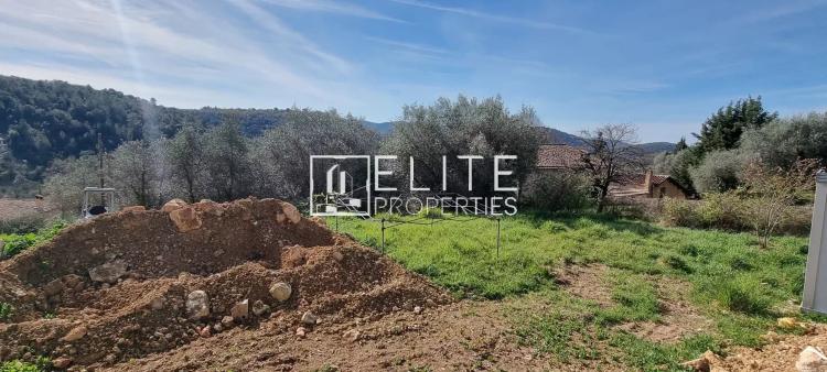 TERRAIN CONSTRUCTIBLE 906m² LE TIGNET