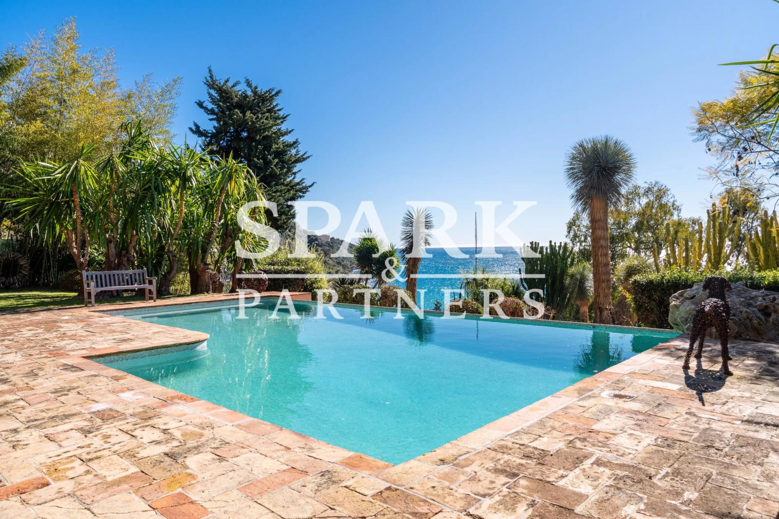 Roquebrune-Cap-Martin - Magnifique propriété - vue mer