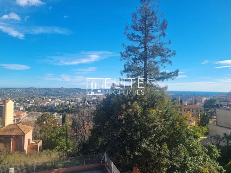 Appartement 3 pièces 83 m² avec terrasse panoramique – Grasse