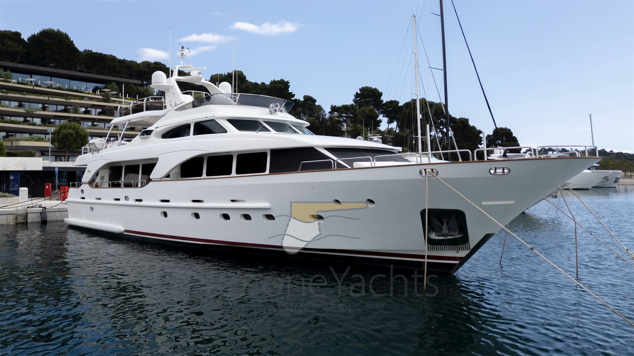 Benetti 100 tradition-img1