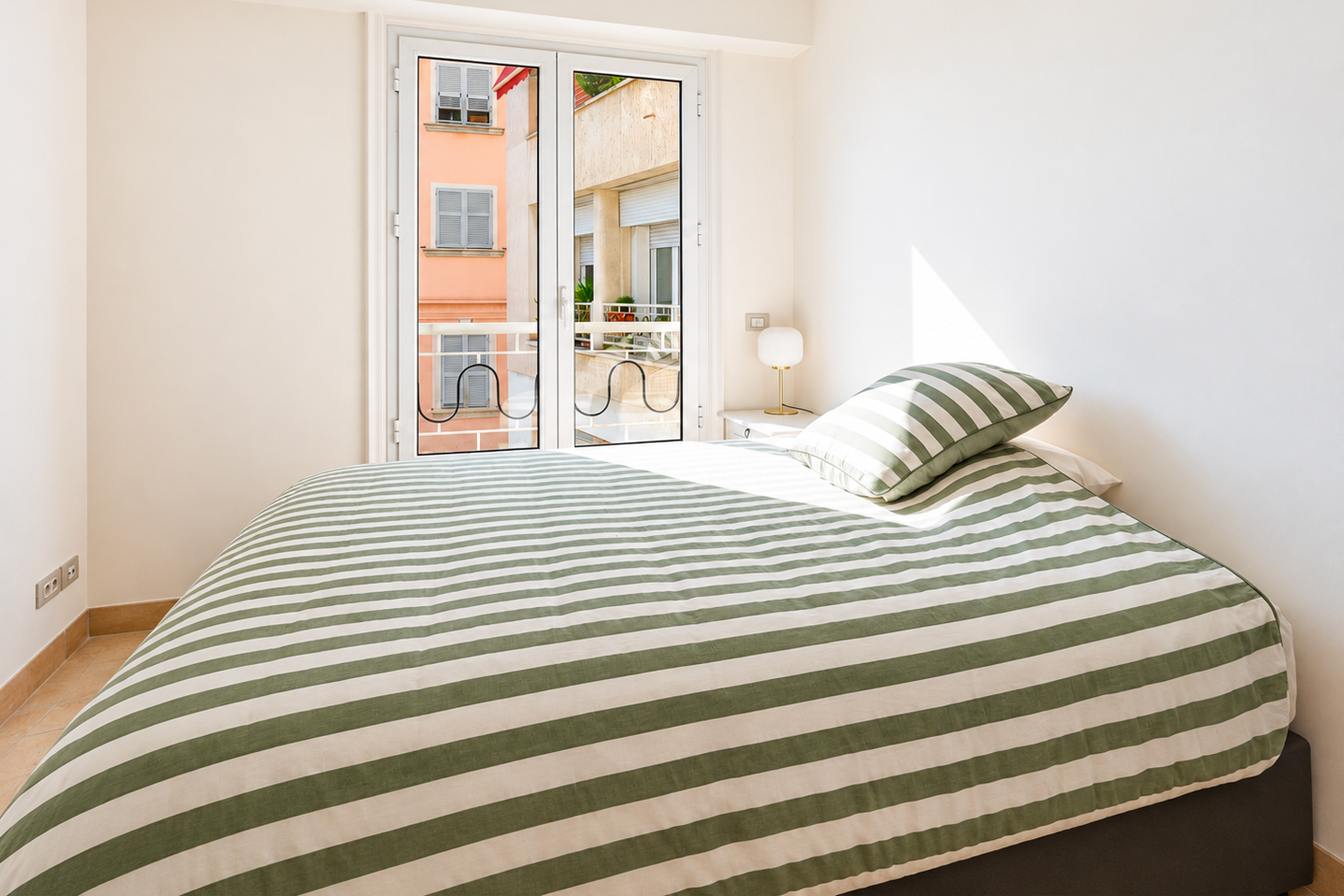 ed54d_chambre-4-5-pie-ces-zodiaque-barnes-valeri-agency-monaco-1791297194.jpg