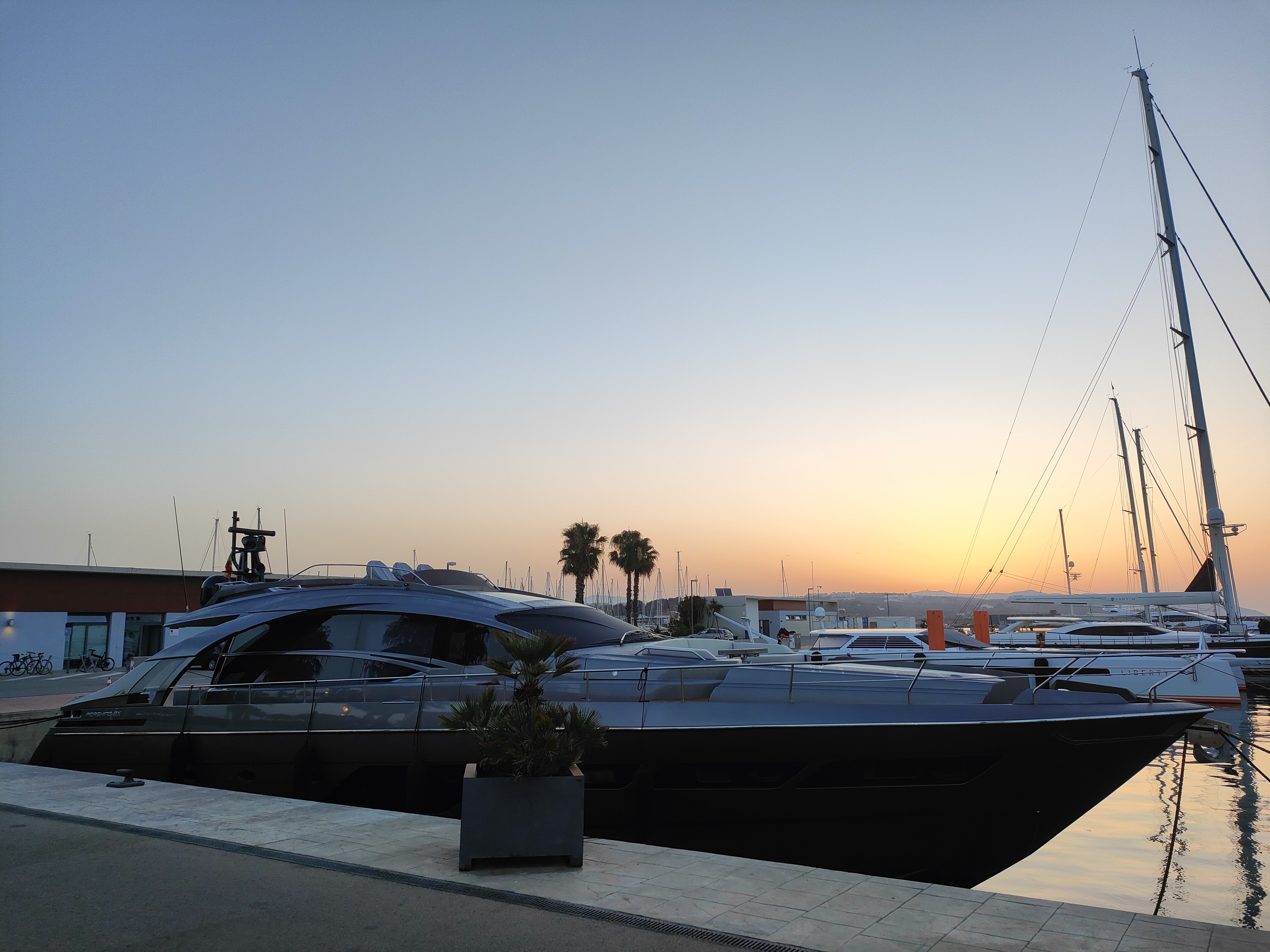 x2dYJ_img20230718063839.jpg
