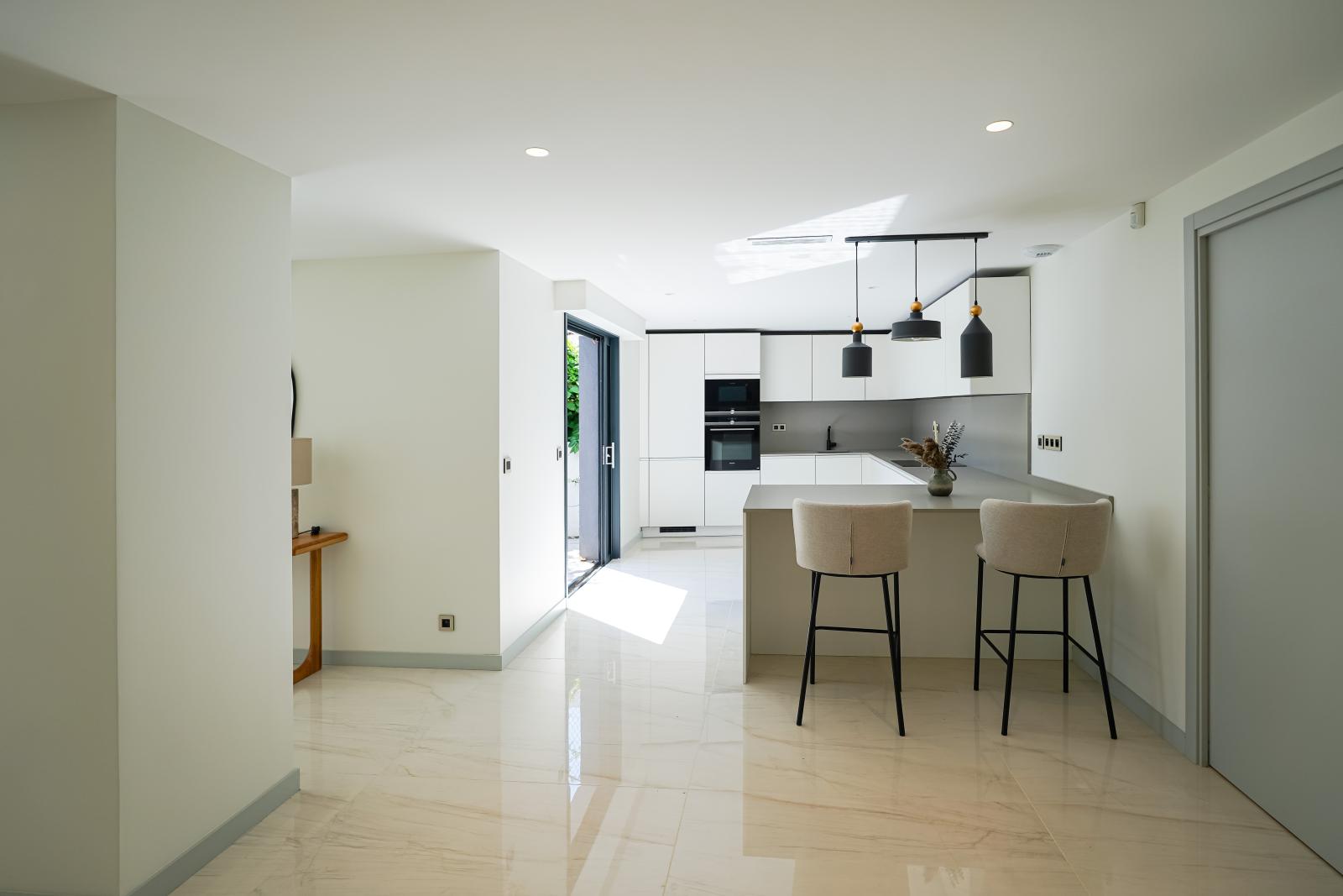 SAINT-JEAN-CAP-FERRAT - APPARTEMENT VILLA