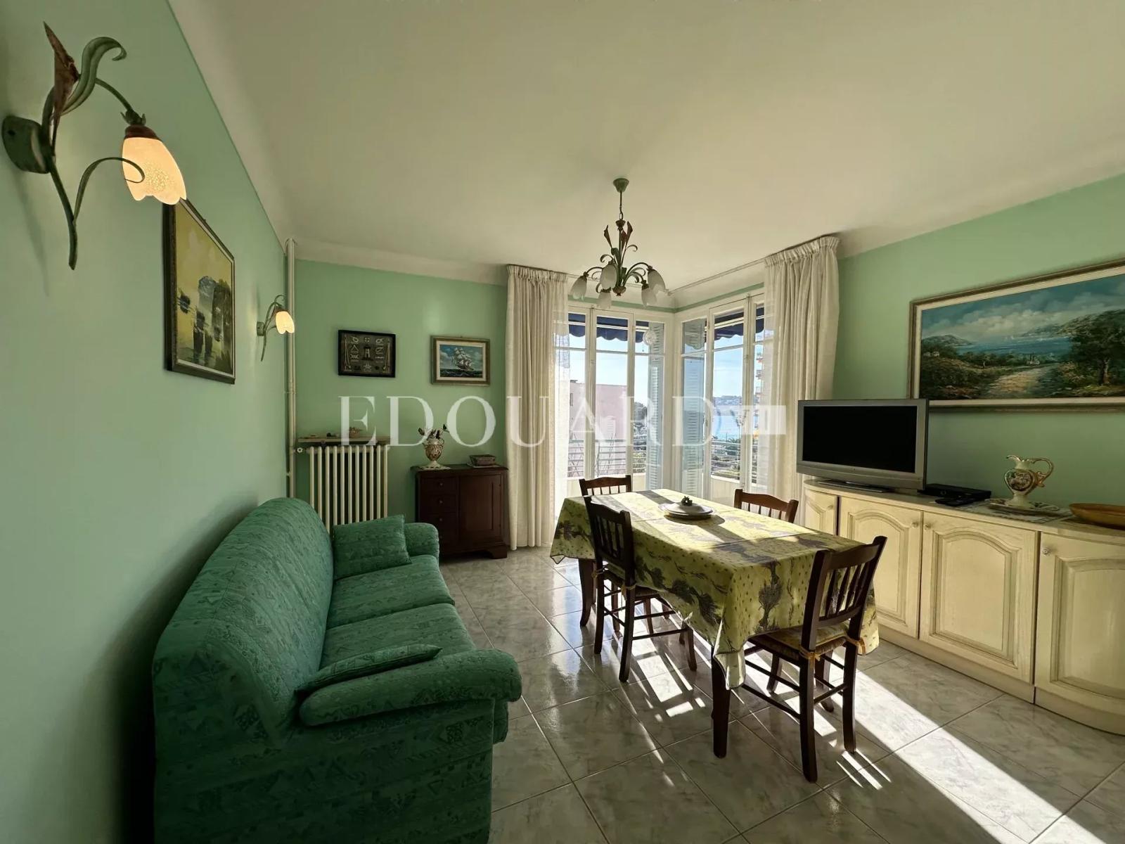 Trois pièces avec terrasse, vue mer, cave et parking collectif, à quelques pas de la renommée plage du Solenzara