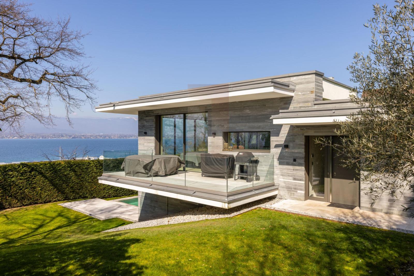 Villa d'exception avec vue lac panoramique