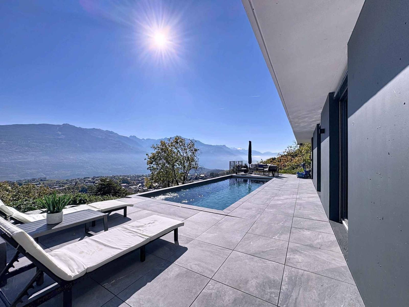 Villa avec piscine -vue panoramique 