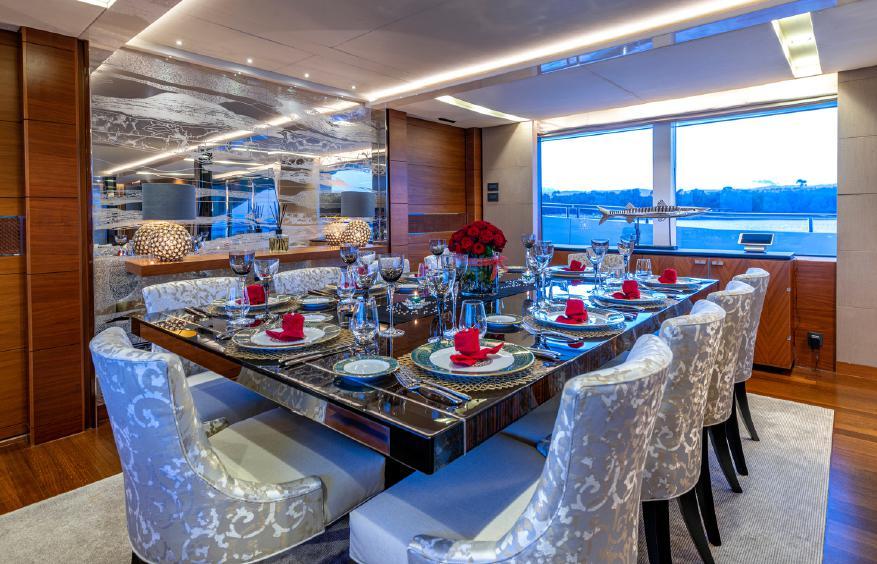f3c7e_63a86_po69i_imperial_princess_beatrice_princess_40m_used_yacht_for_sale_superyacht_flybridge_cannes_18.jpg