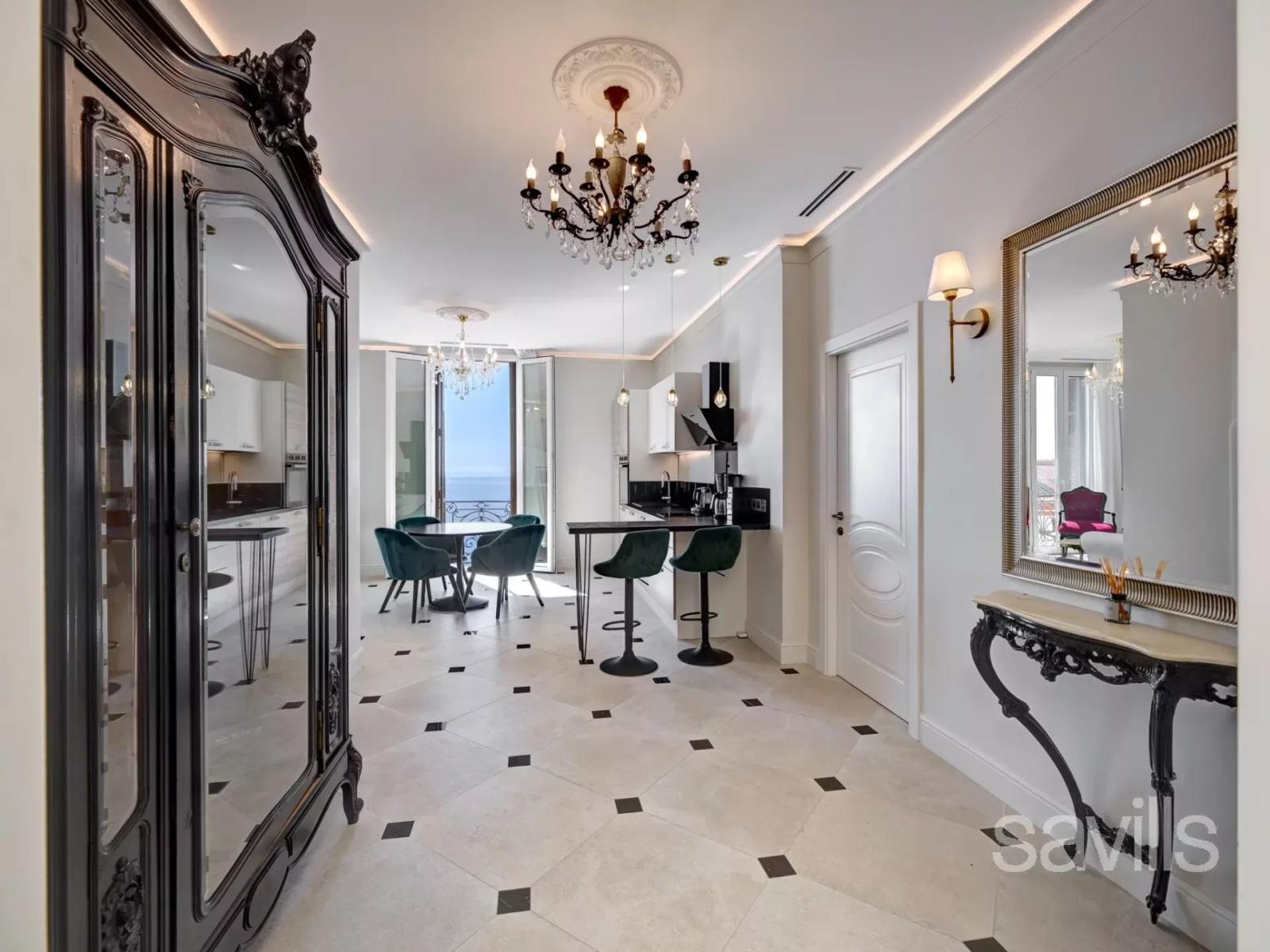 Dernier étage dans la villa - vue mer panoramique