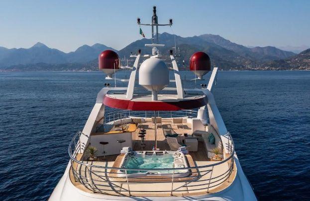 f580c_8ec5c_edchj_philip_zepter_used_yacht_for_sale_50m_abys_yachting_3d.jpg