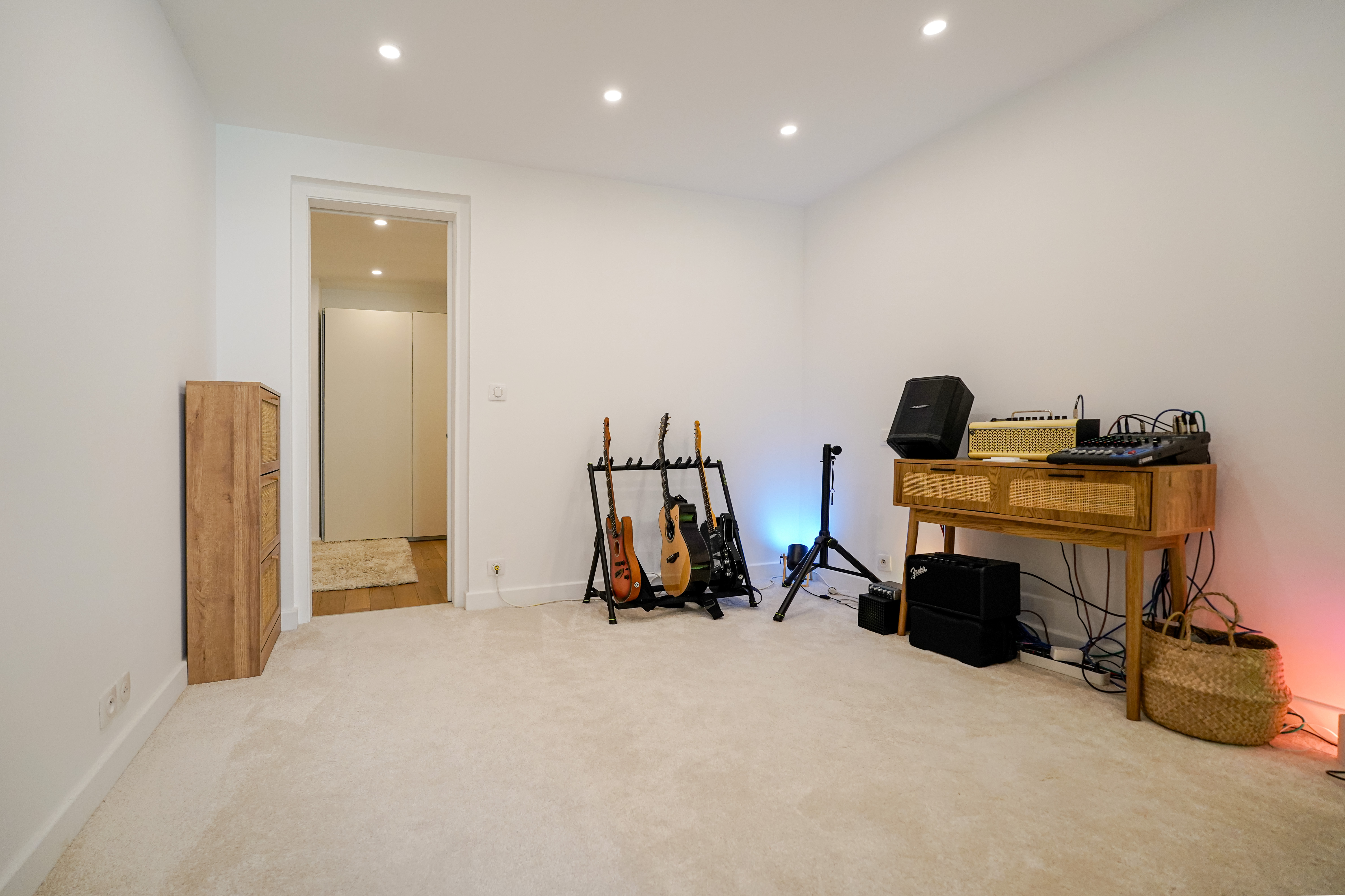 f5b6e_chambre-2-beausoleil-valeri-agency-by-jm-barei-cap-d-ail-1788874664.jpg