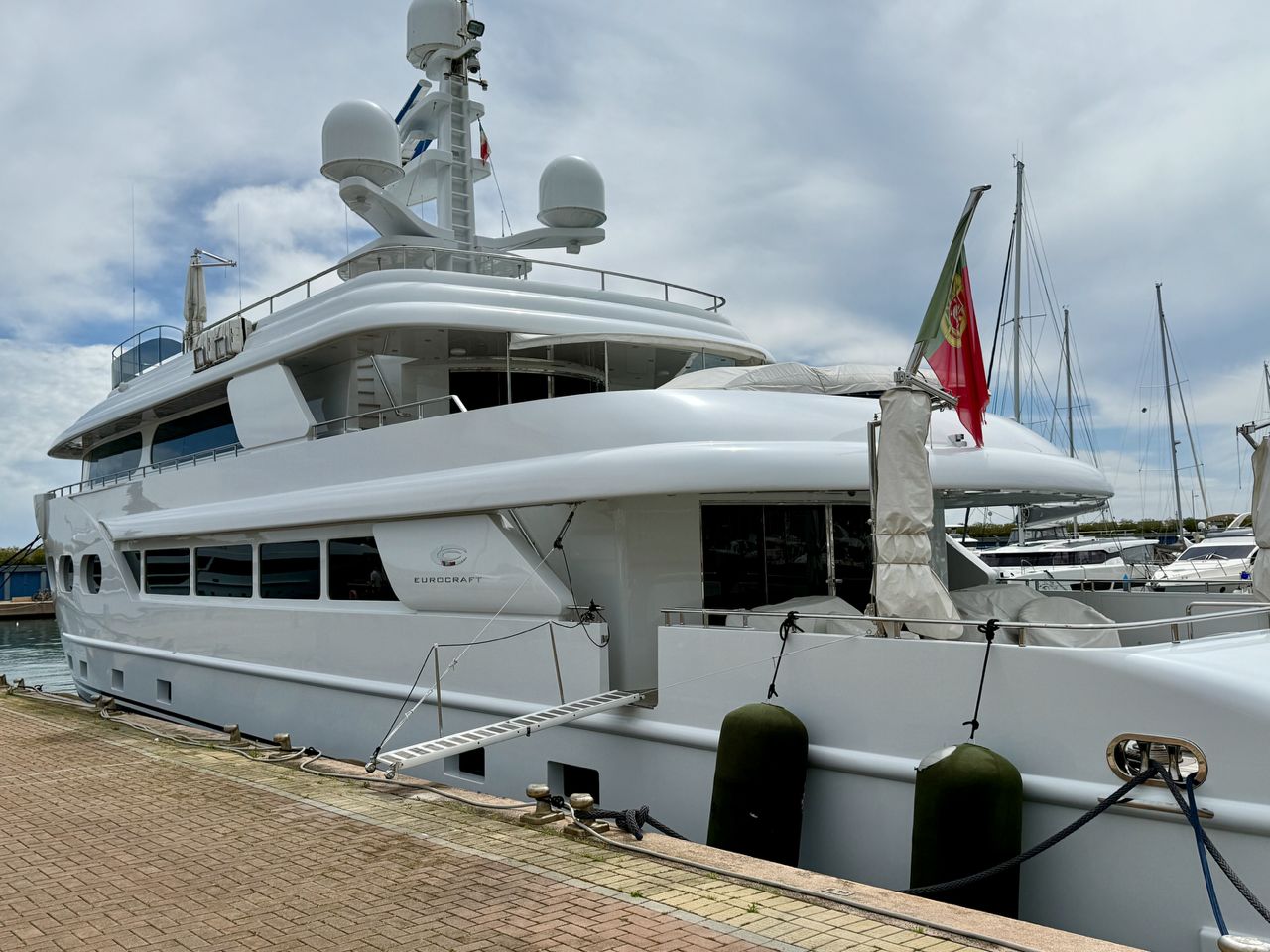 c63a8_c1qjx_explorer_44_barcelona_yachting_-_6-1.jpg