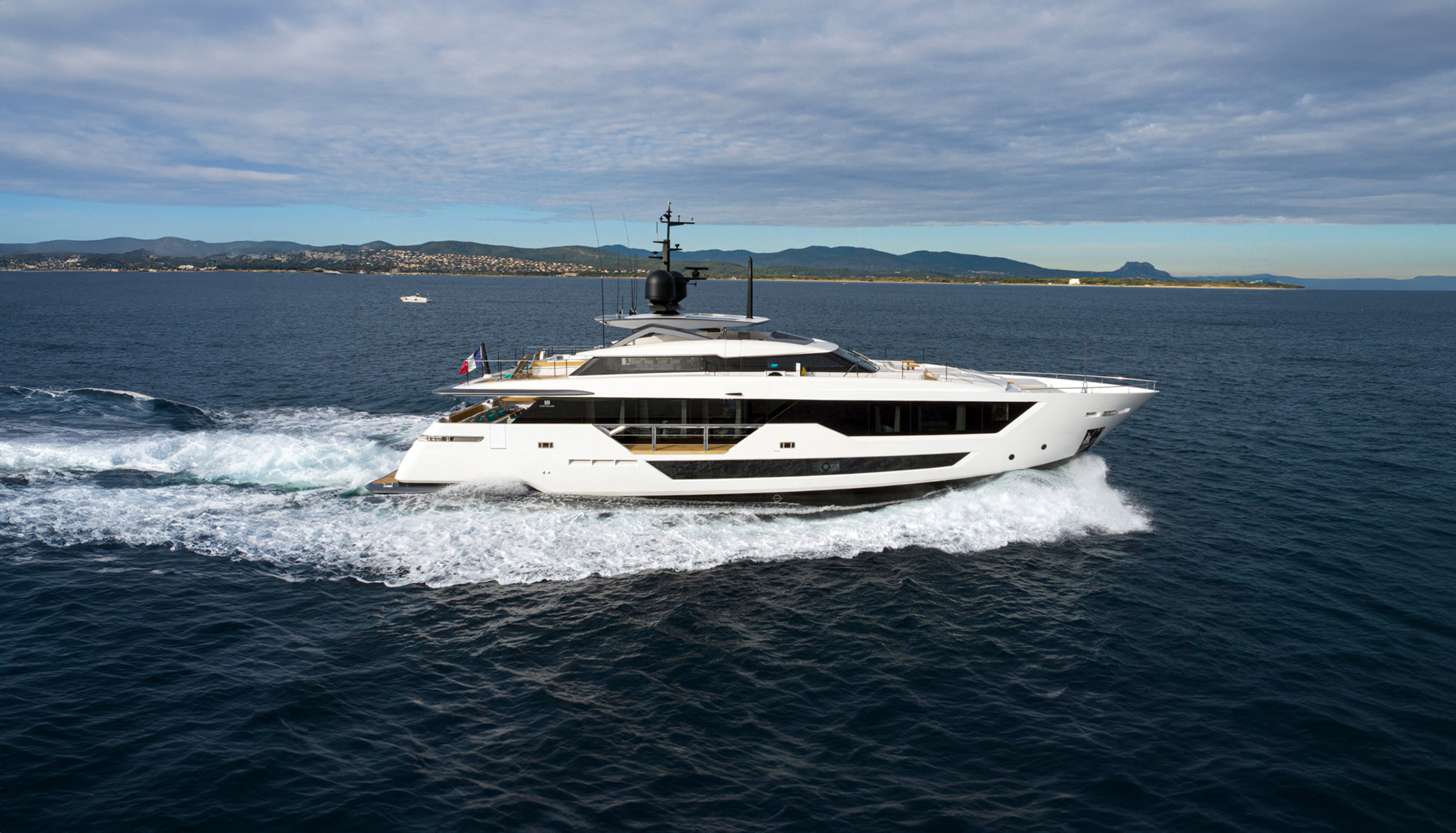 Custom line 106-img1