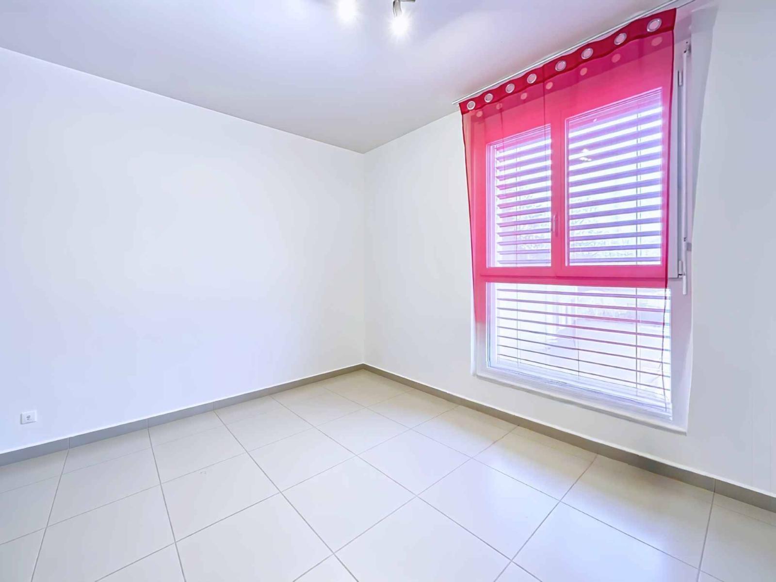 Appartement de 4.5 pièces en PPE récente – Confort et qualité de vie à Cousset
