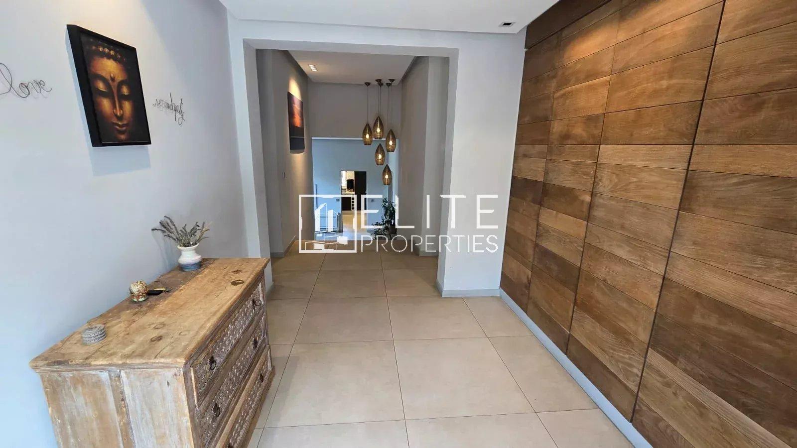 MAISON 7 PIÈCES DE 203 m² + PISCINE – PEYMEINADE