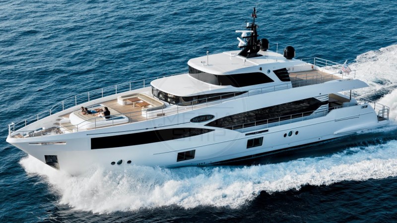 Gulf craft Majesty 100-img1