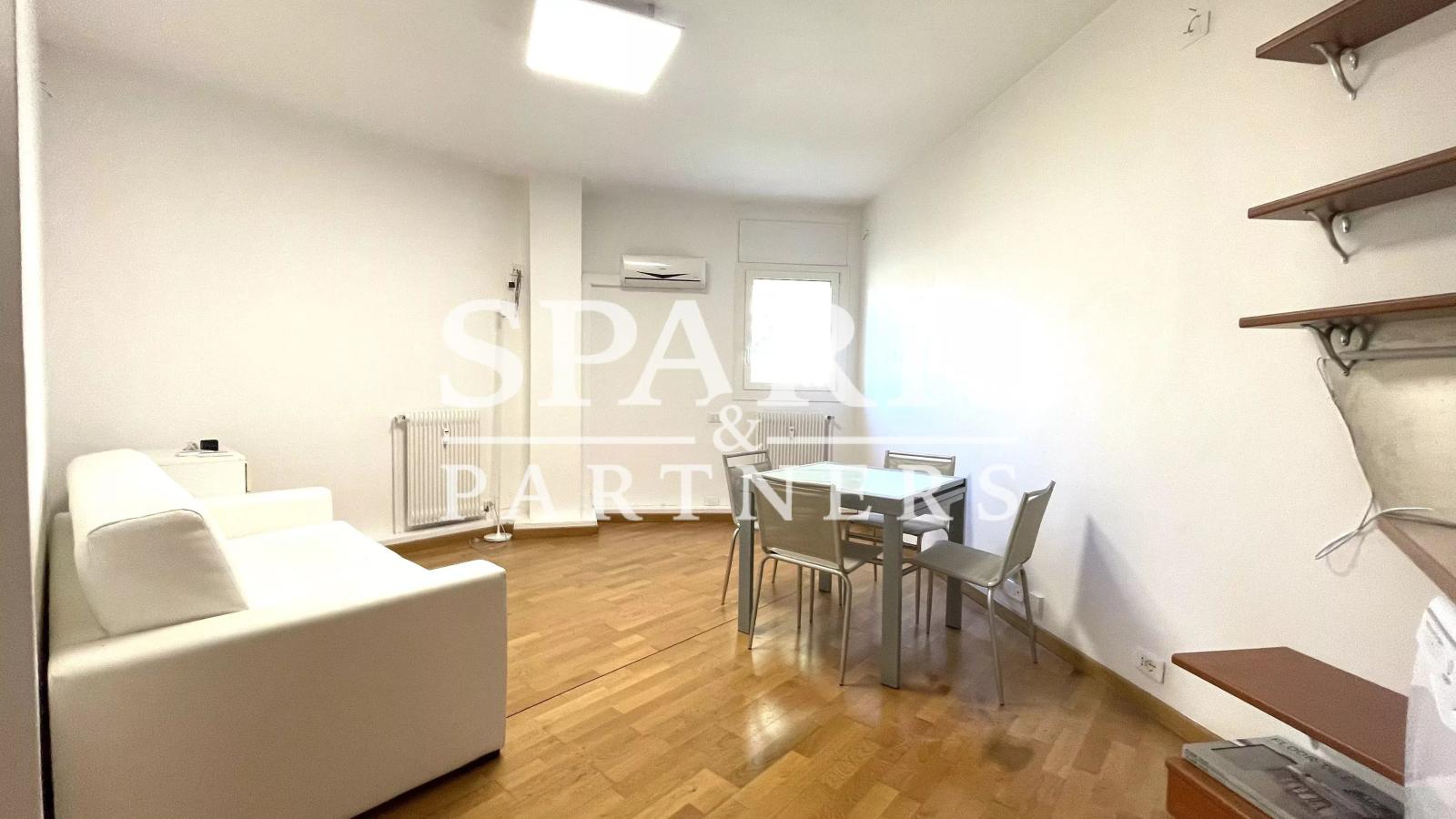 Monaco - La Rousse - 2 Pièces usage mixte