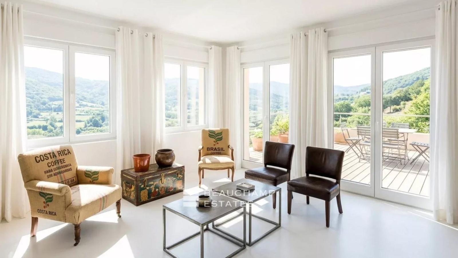 Bastide provençale en pierre 5 chambres avec vue mer - Grasse
