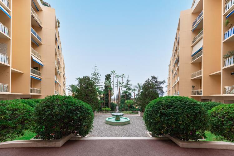 3 PIÈCES RÉNOVÉ AVEC VUE MER