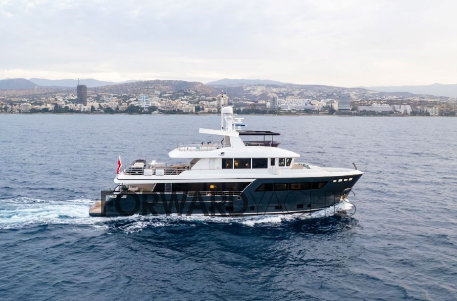 Cantiere delle marche Darwin 102-img1
