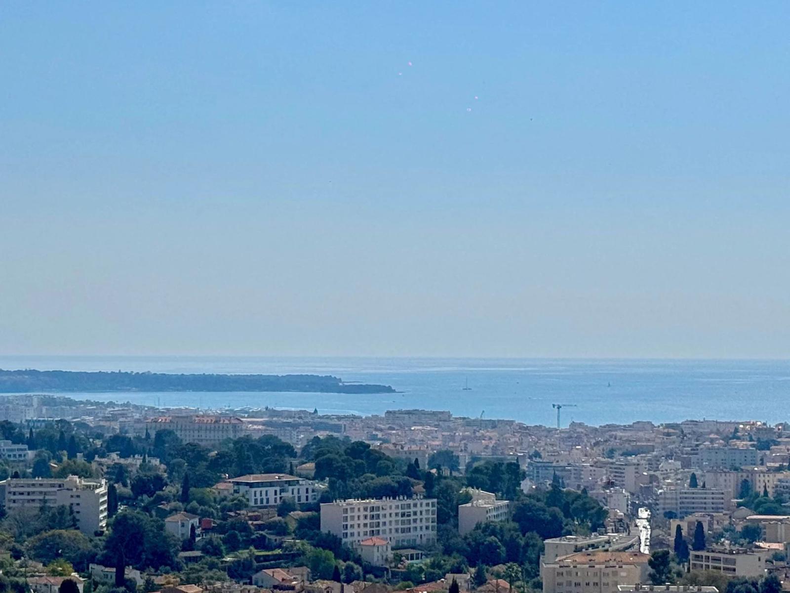 CANNET MAIRIE VUE MER TERRASSE