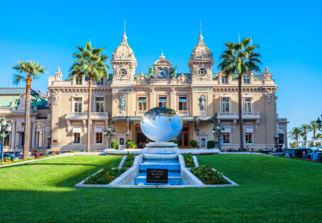 Carré d'Or, Quartier de Monaco