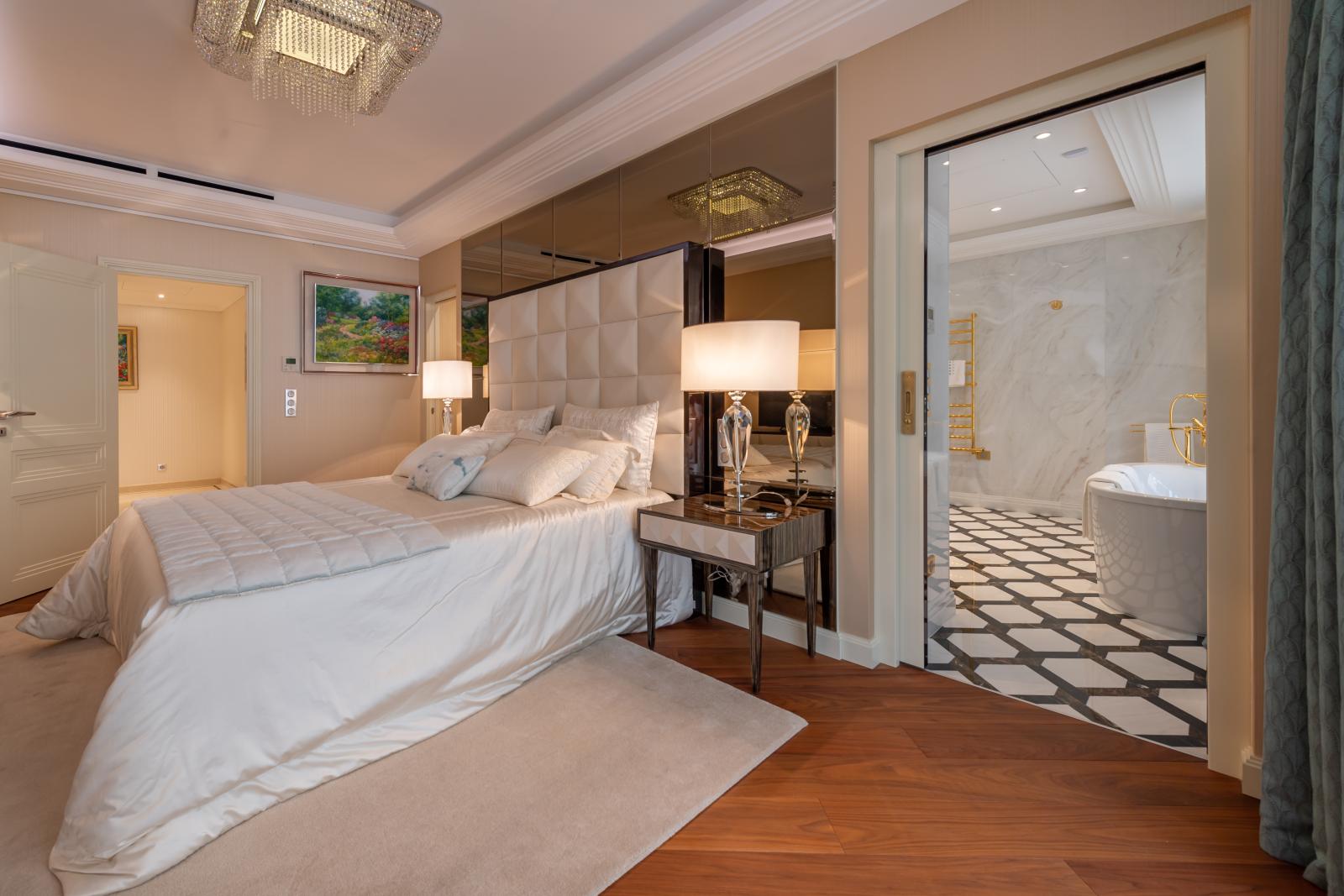 PORT DE MONACO - APPARTEMENT DE GRAND STANDING