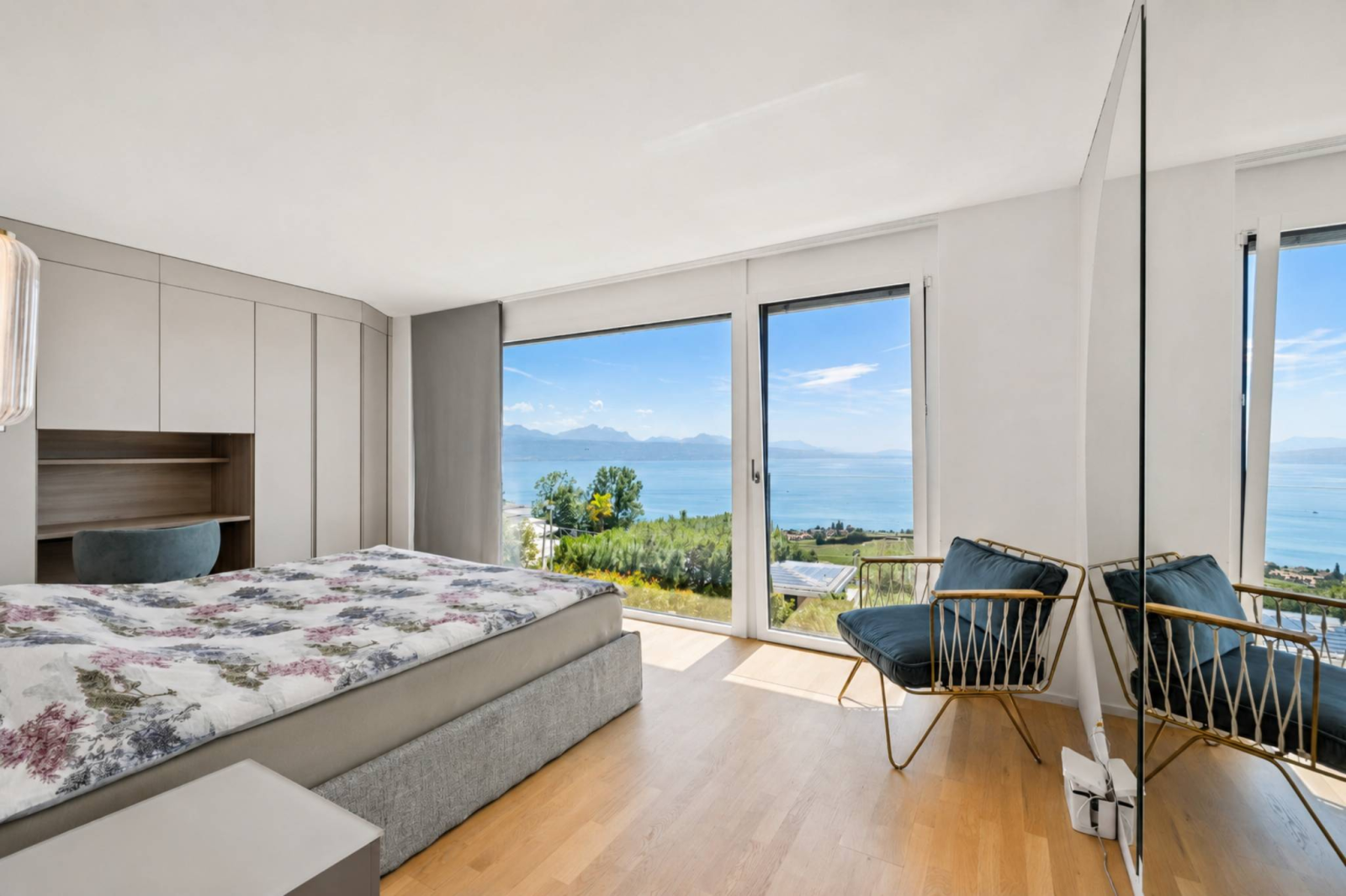 Villa contemporaine à la vue exceptionnelle