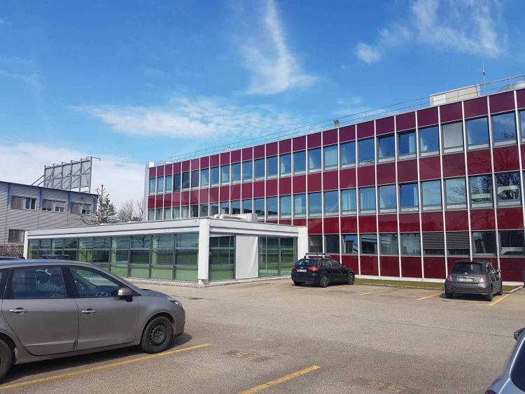 Bureaux 69m2 à deux pas de l’aéroport