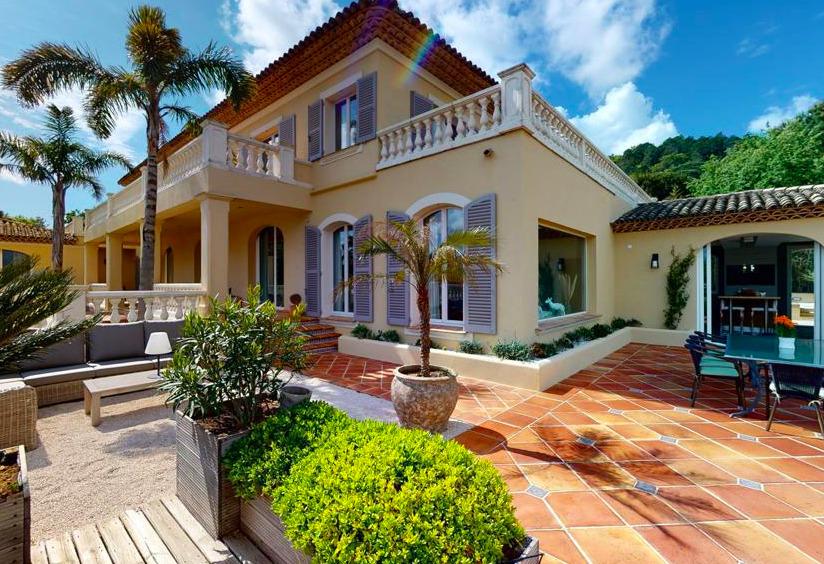 VILLA AMBER