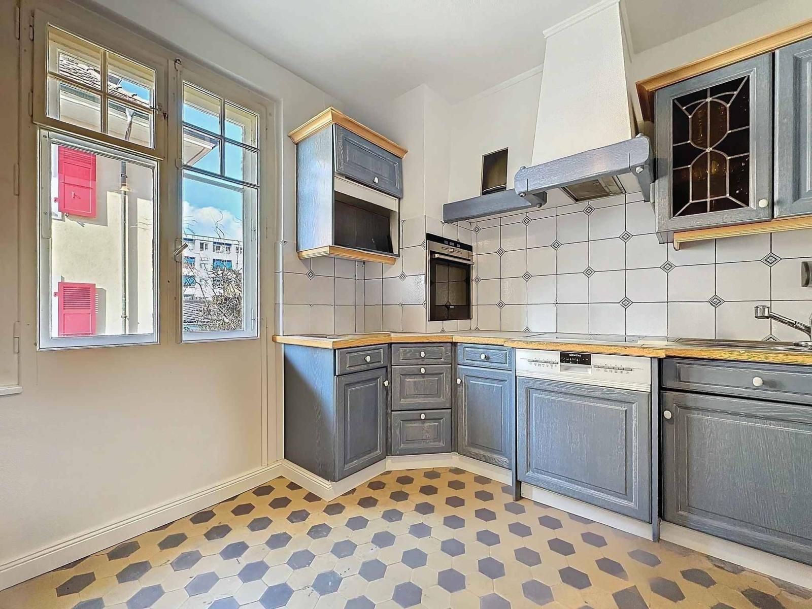 Centre de Lausanne - Villa individuelle de 6.5 pièces